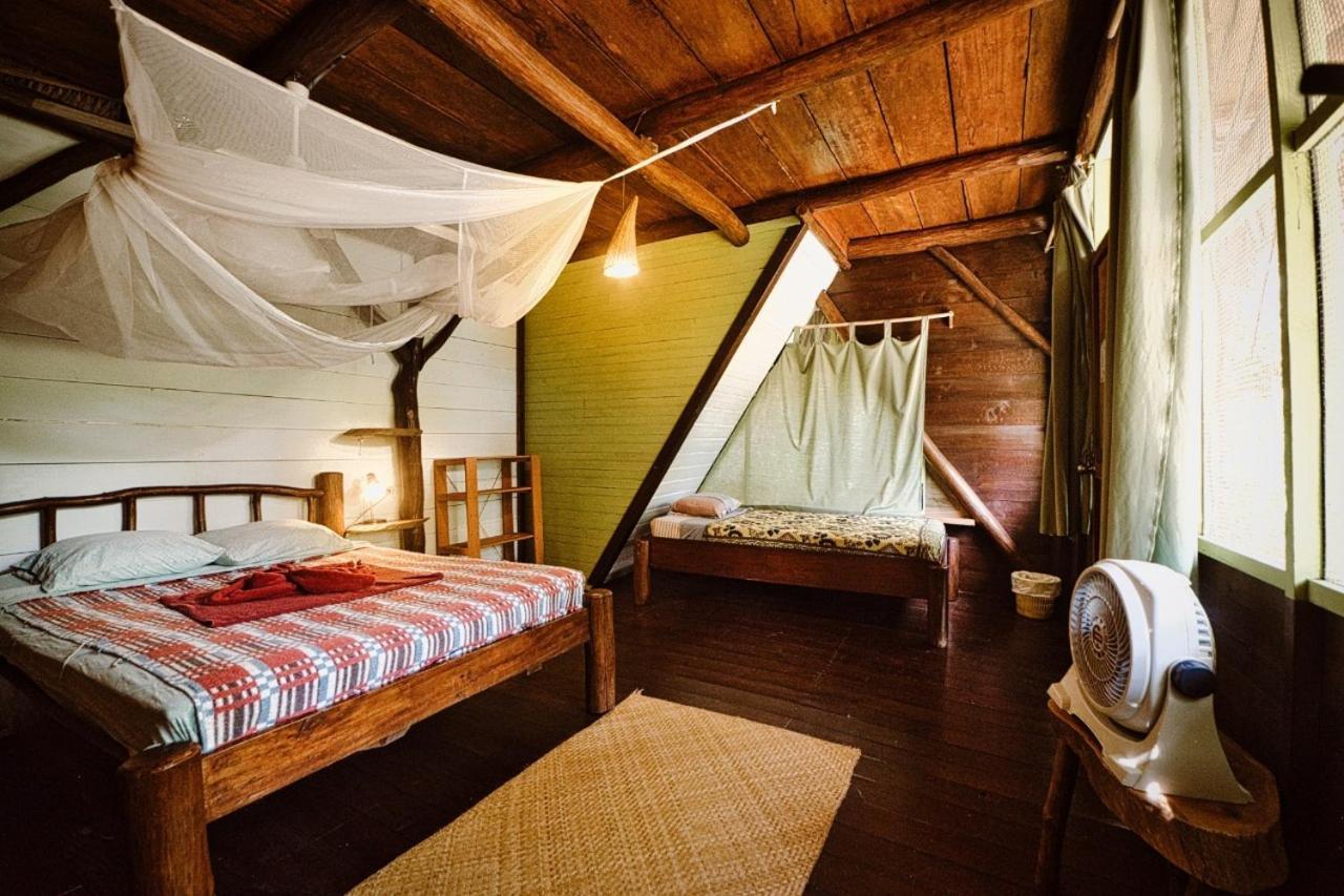Hotel Casa Perico Rio Dulce Town Extérieur photo