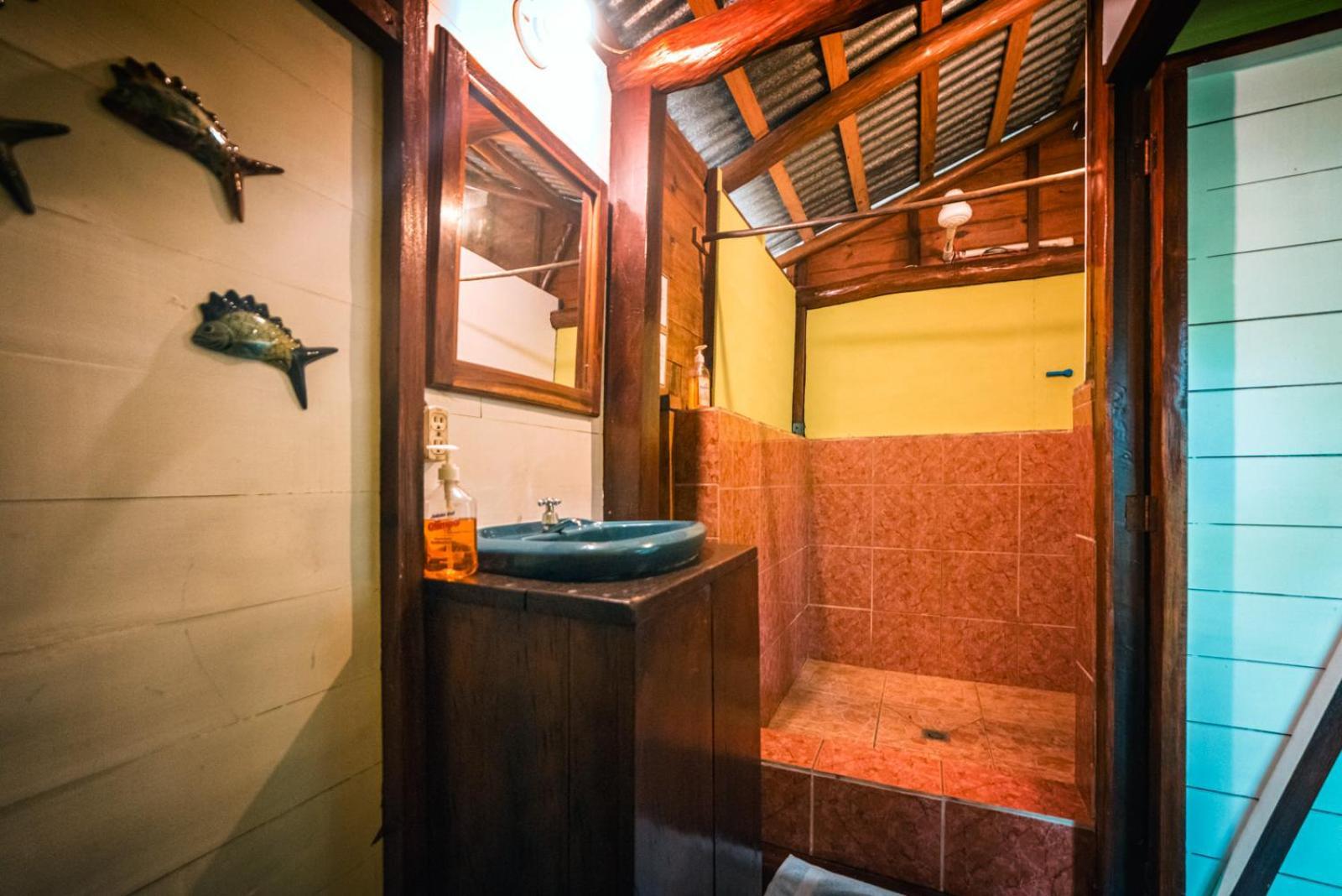 Hotel Casa Perico Rio Dulce Town Extérieur photo