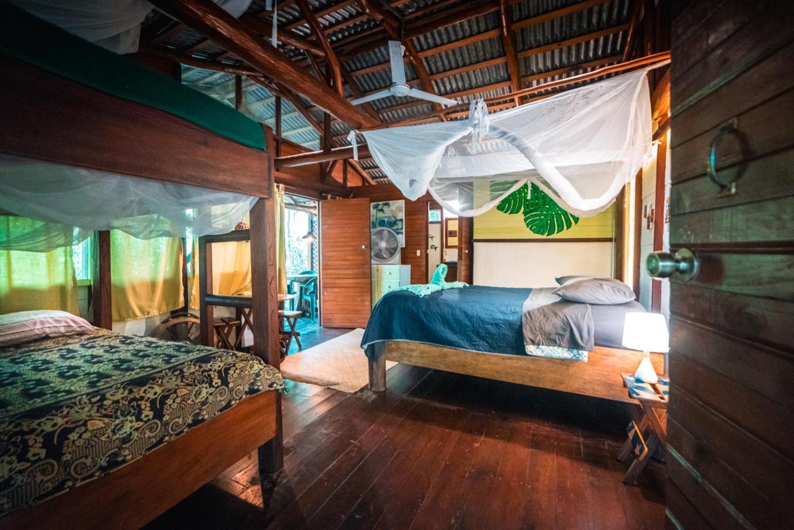 Hotel Casa Perico Rio Dulce Town Extérieur photo