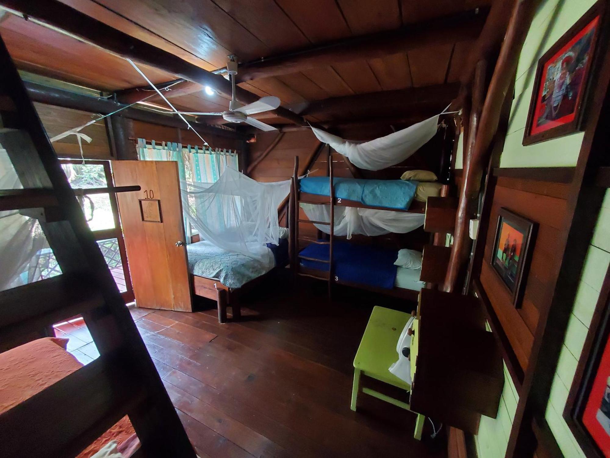 Hotel Casa Perico Rio Dulce Town Extérieur photo