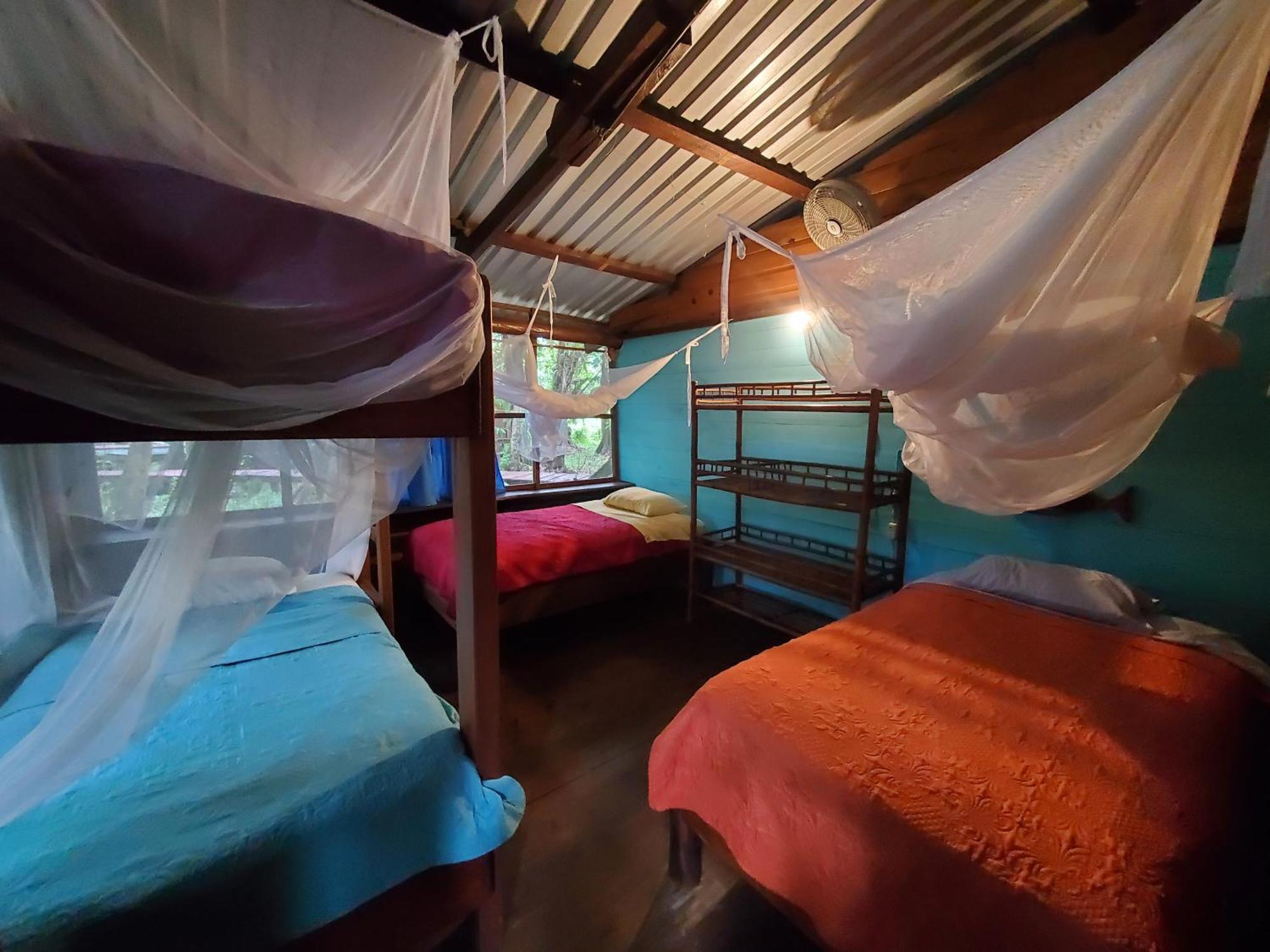 Hotel Casa Perico Rio Dulce Town Extérieur photo