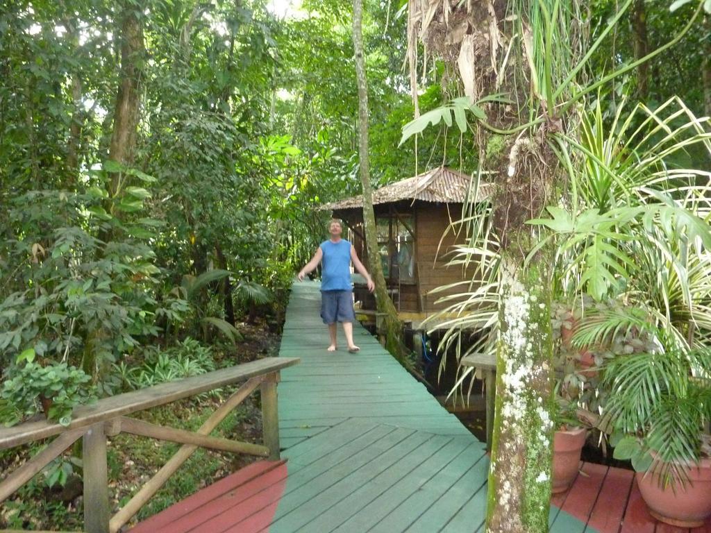 Hotel Casa Perico Rio Dulce Town Extérieur photo