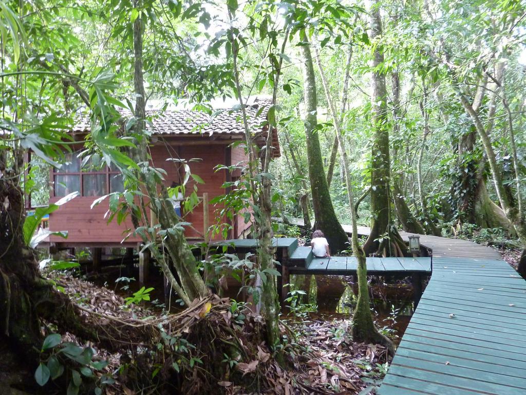 Hotel Casa Perico Rio Dulce Town Extérieur photo