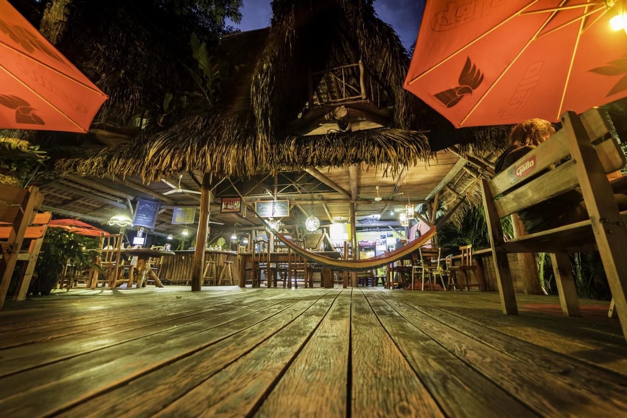 Hotel Casa Perico Rio Dulce Town Extérieur photo